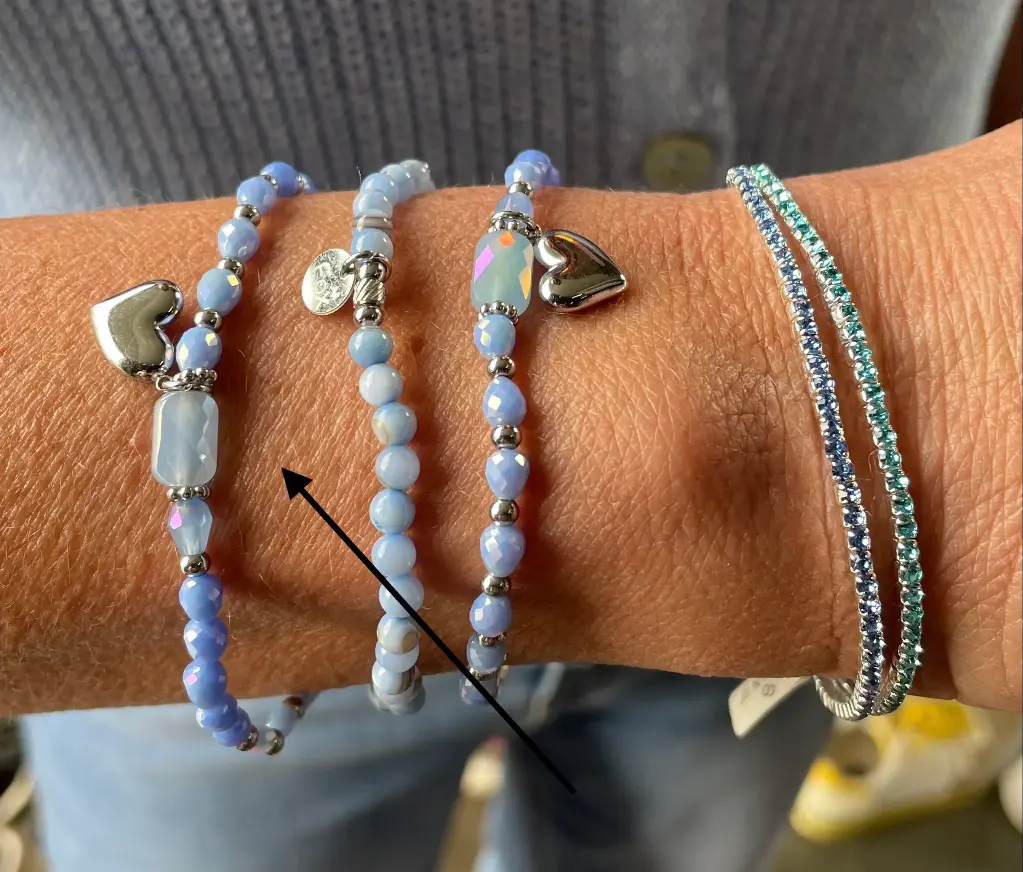 Bracelet coeur pendant n°105