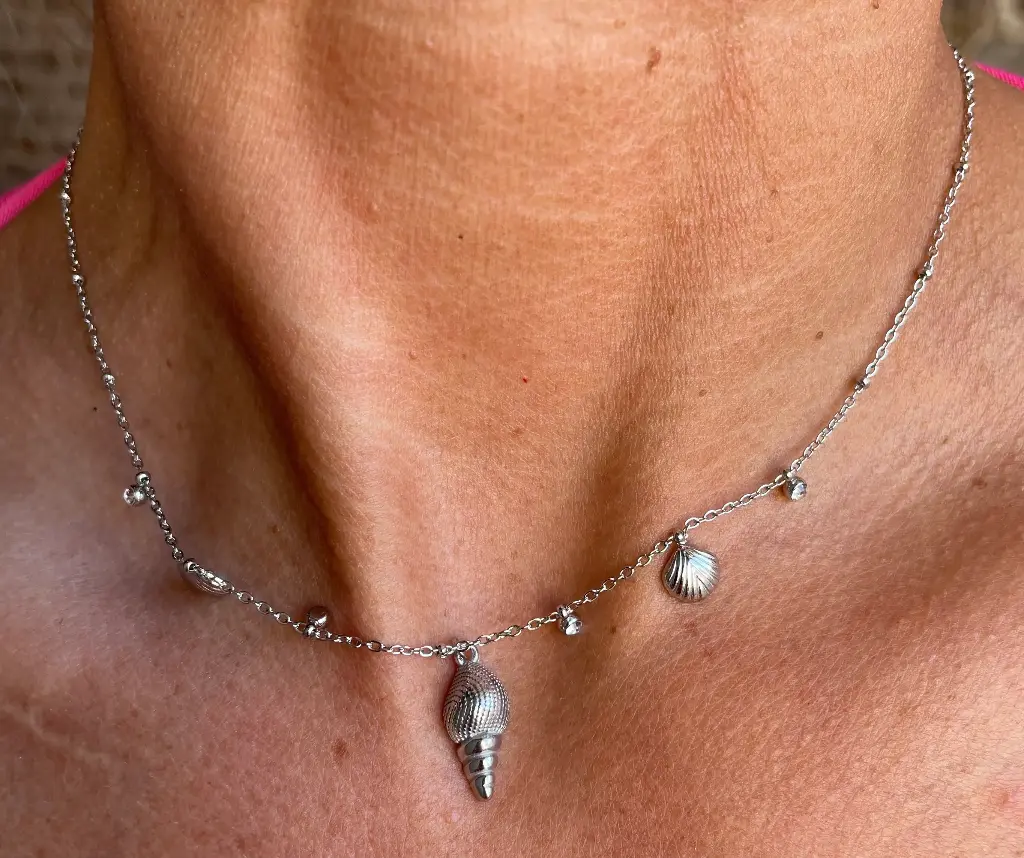 Collier Chaîne petits Coquillages K195