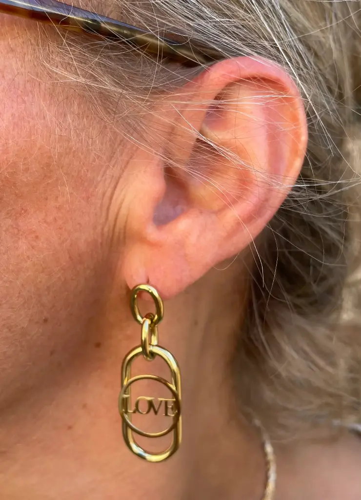 Boucles d'oreilles ovale "LOVE" 