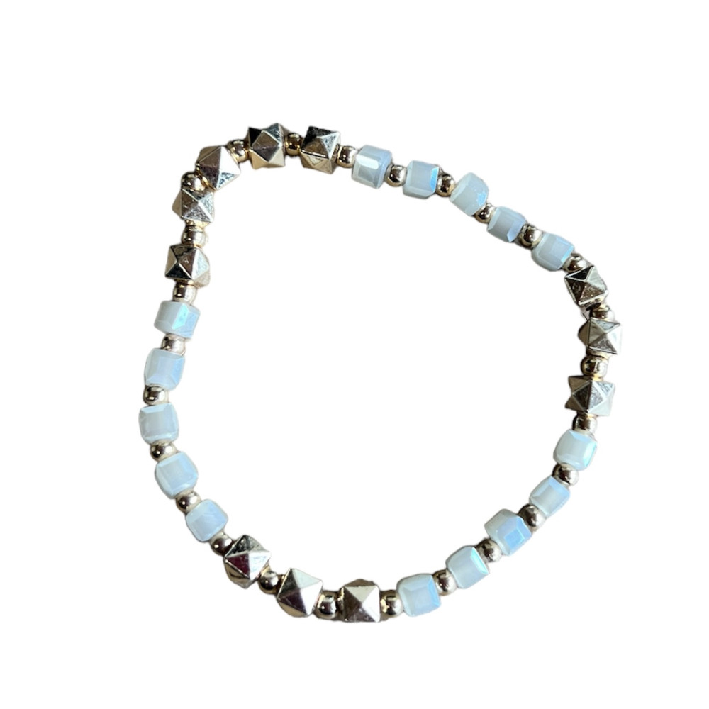 Bracelet petits cubes 39