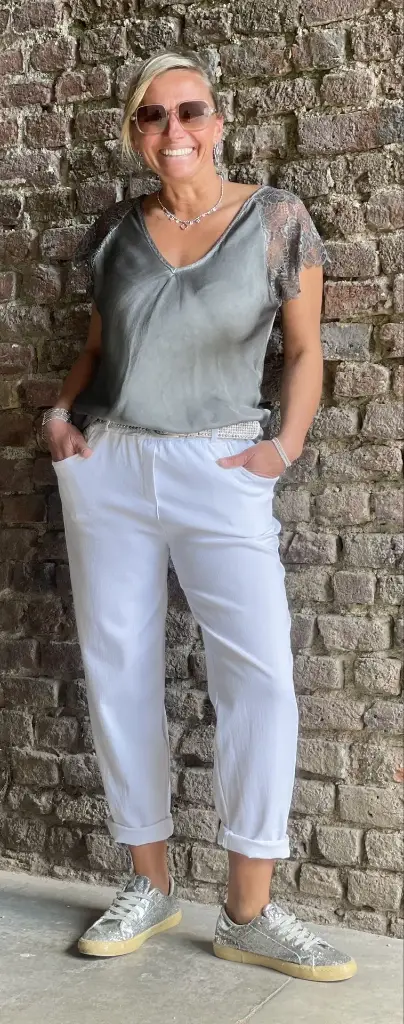 Blouse V épaules dentelle