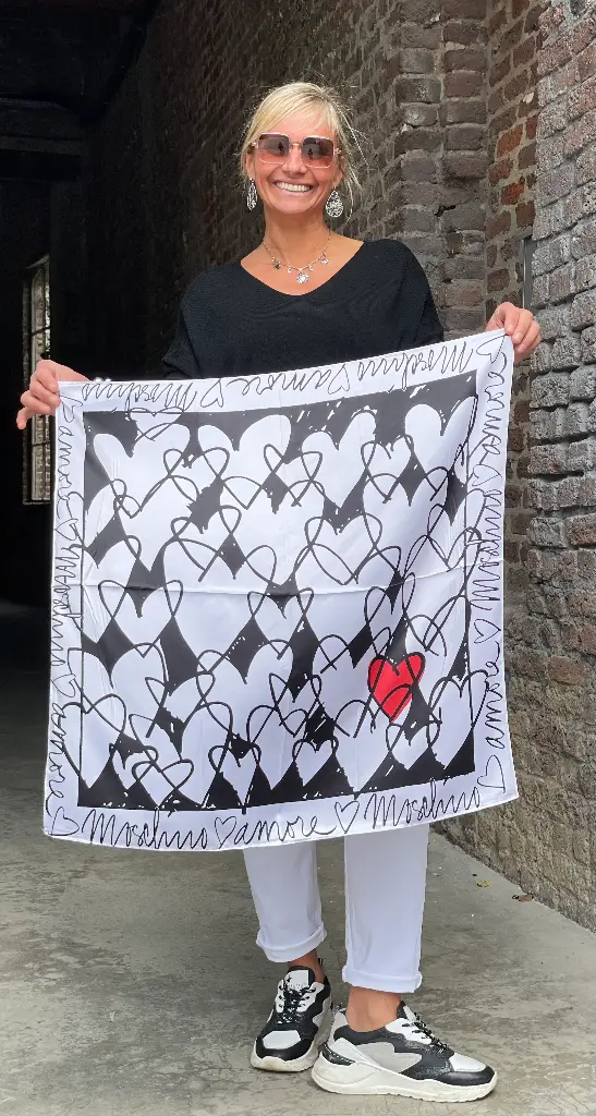 Foulard carré satin Coeurs