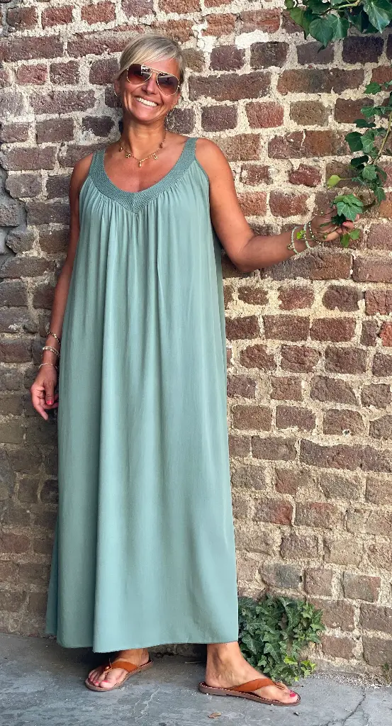 Robe longue V bretelles treillis