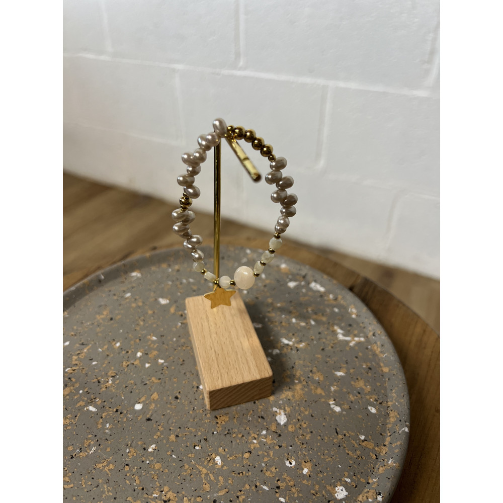 Bracelet perles nacrees etoile pendante n130