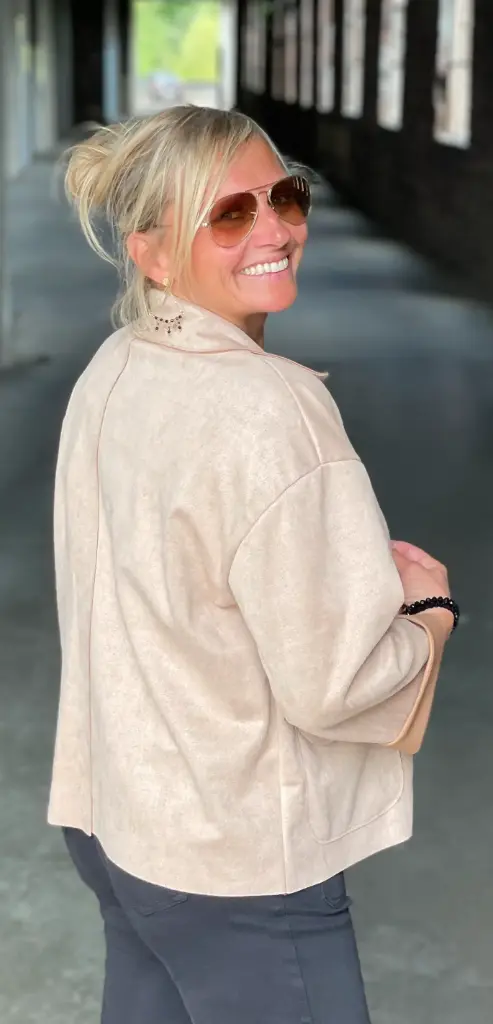 Veste courte Suédine