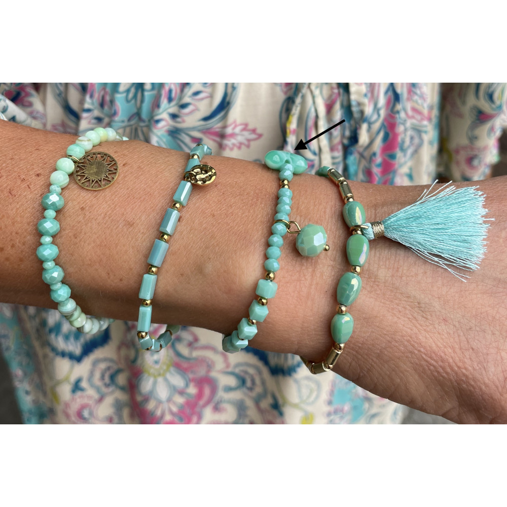 Bracelet coeur perles pendante n161