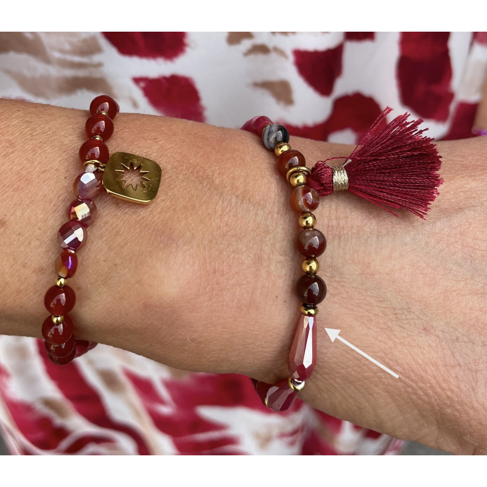 Bracelet différentes perles pompon n°186