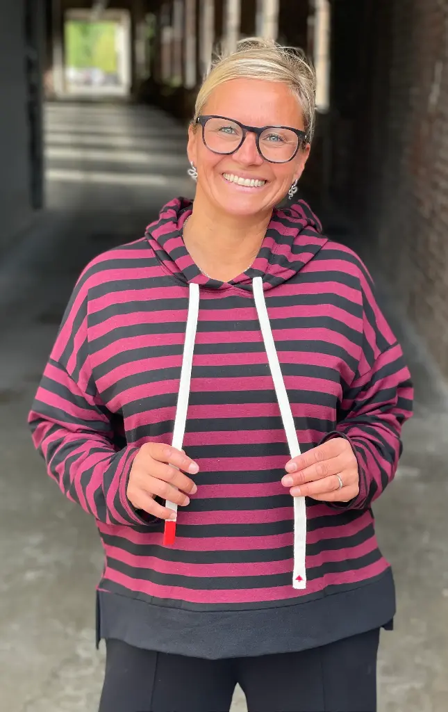 Sweat Capuche Grosses Lignes