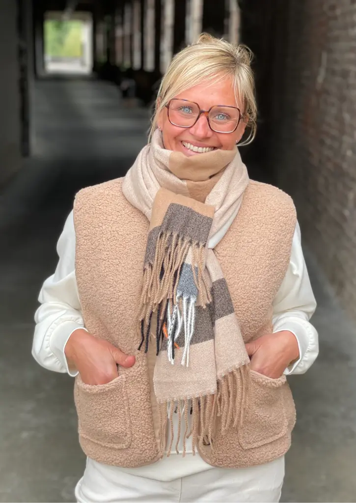 Echarpe franges carreaux (1720)