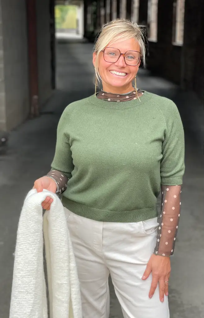 Blouse voile col cheminée pois