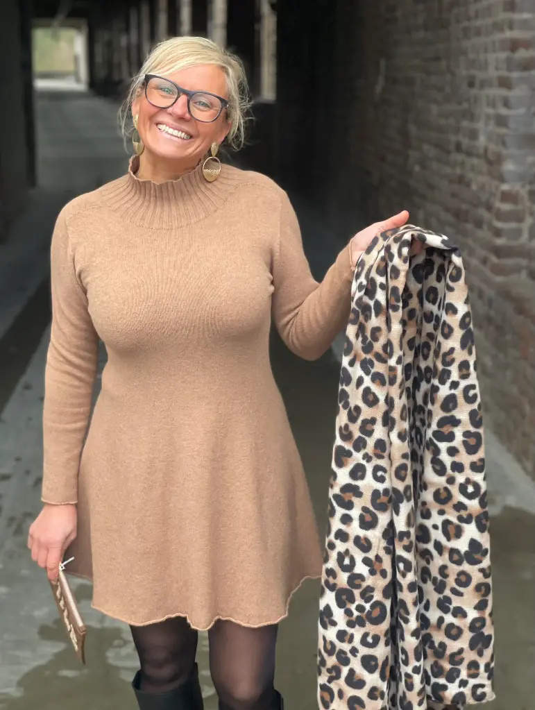 Robe pull col montant