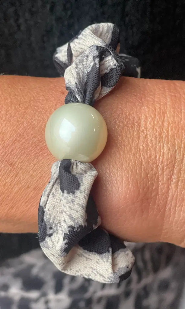 Elastique cheveux/bracelet Léo Boule Froufrou