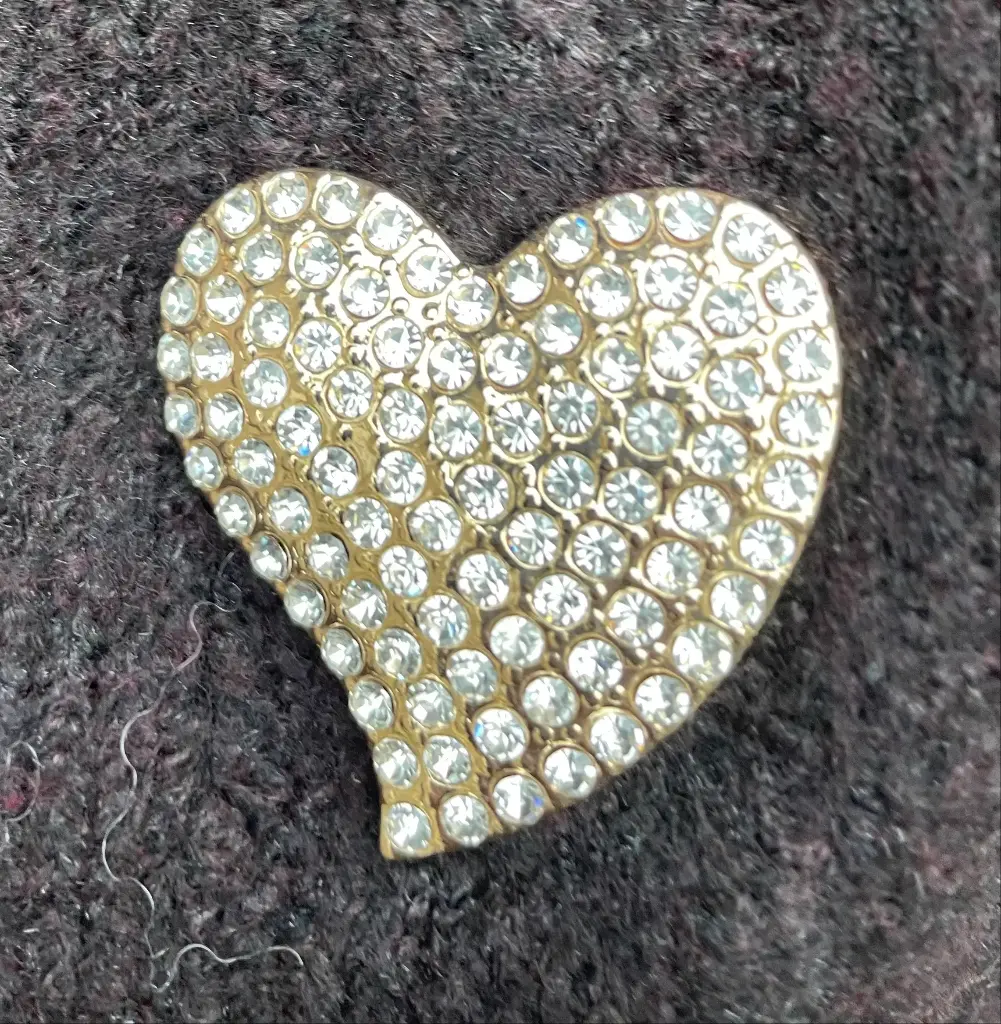 Broche Aimant Coeur Strass Colors