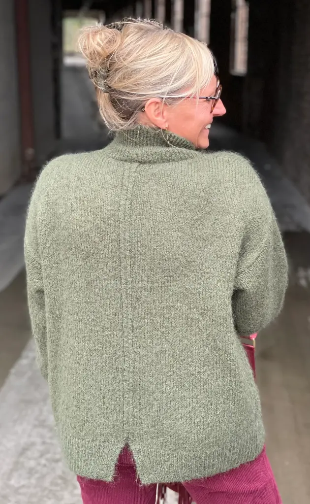 Pull col montant Ligne dos