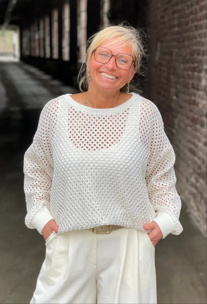 Pull treillis fil doré