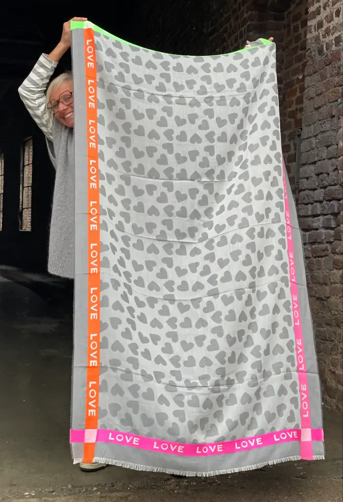 Foulard Coeurs bord LOVE