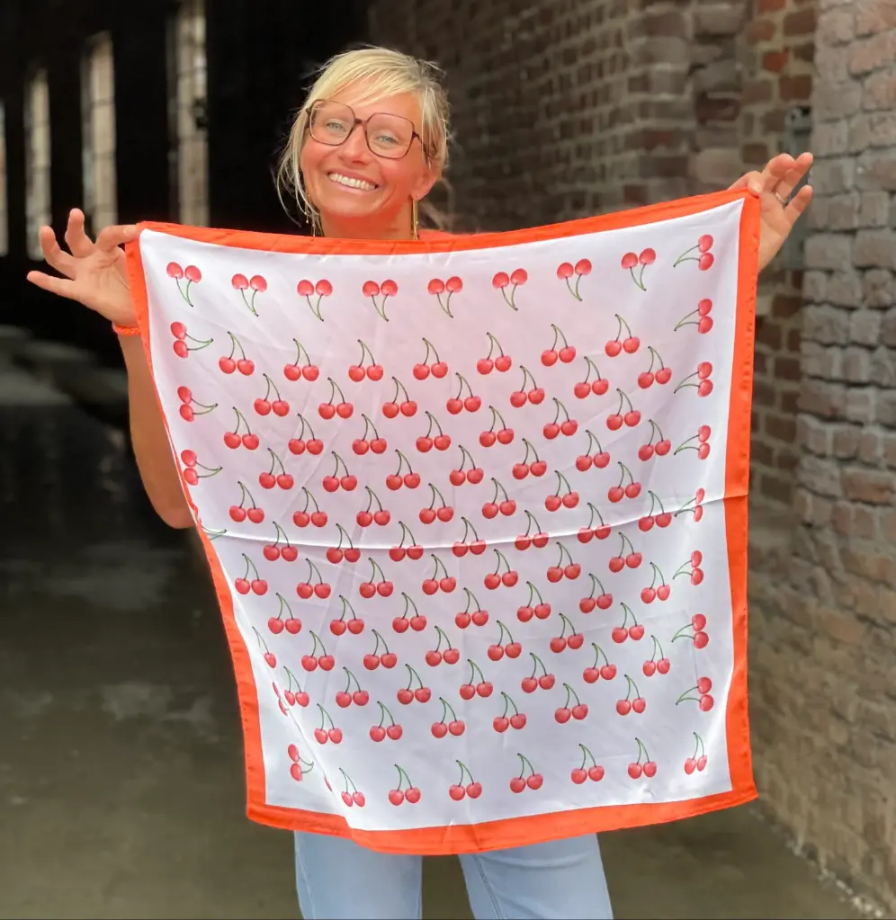Foulard carré Cerises
