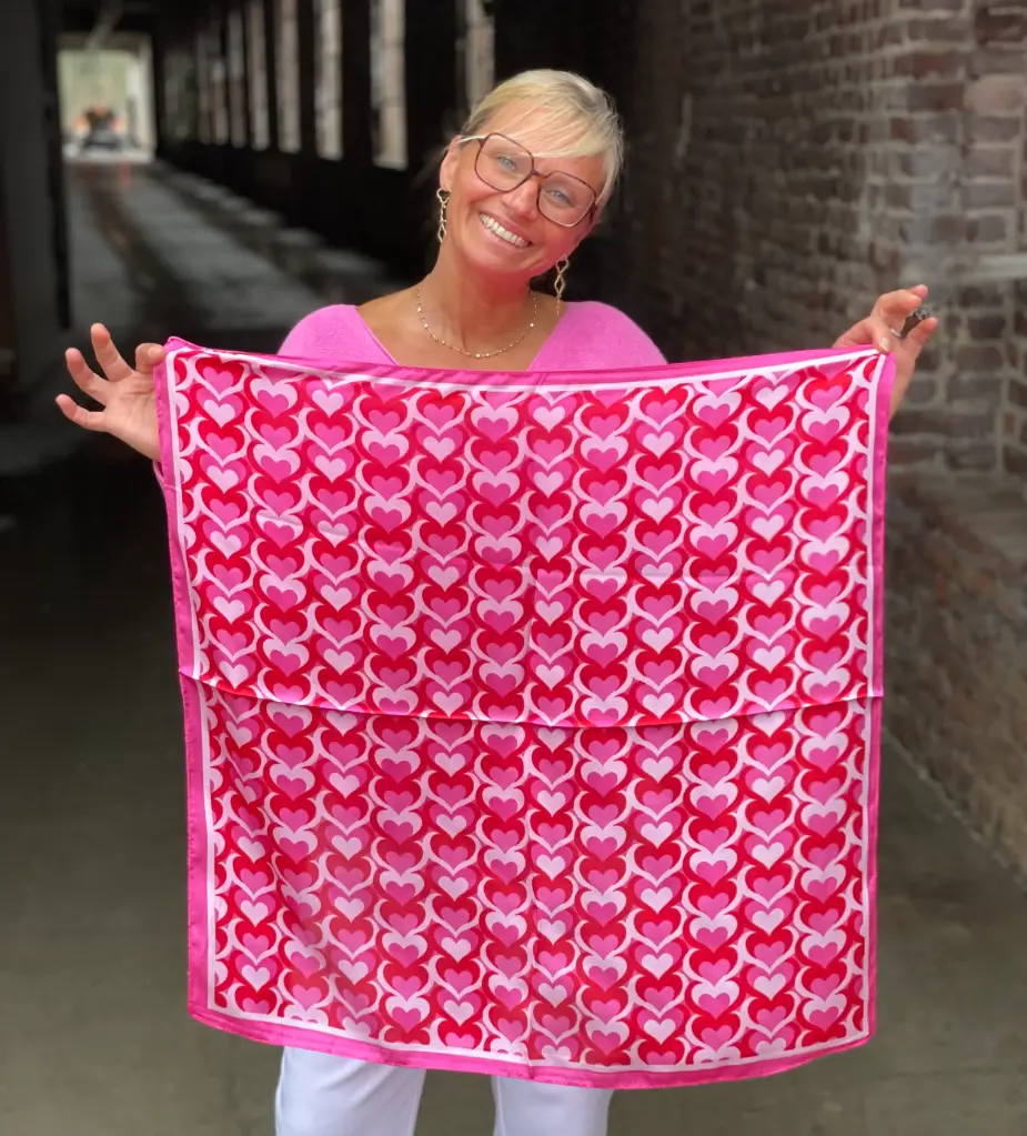 Foulard carré Coeurs Vintage