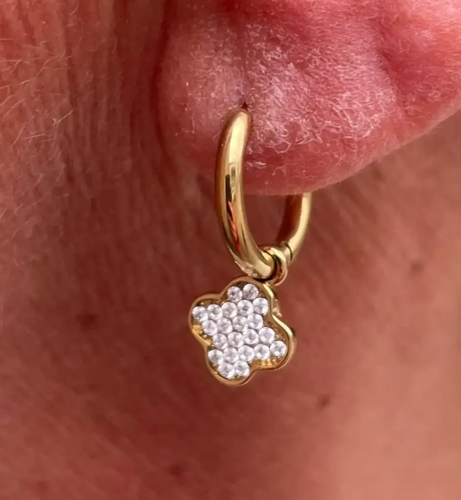 Boucles d'oreilles minis trèfle strass n°226