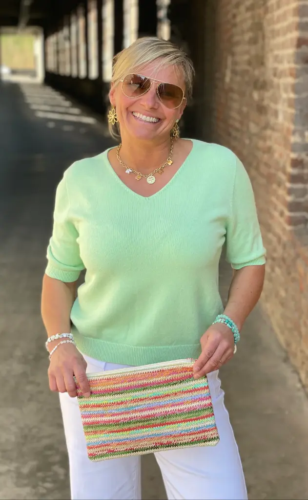 Pull V manches courtes 