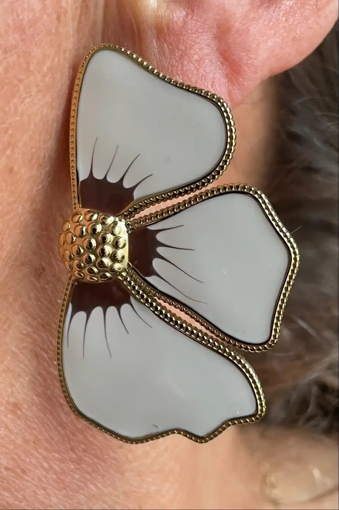 Boucles d'oreilles demi fleur n°238