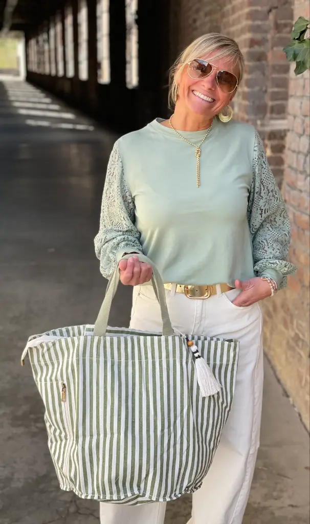 Blouse manches dentelle