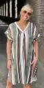 Robe courte lignée