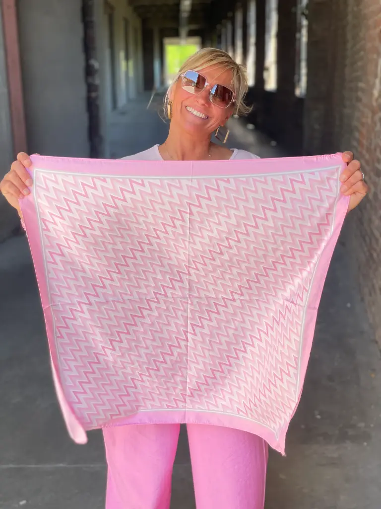 Foulard carré zigzag