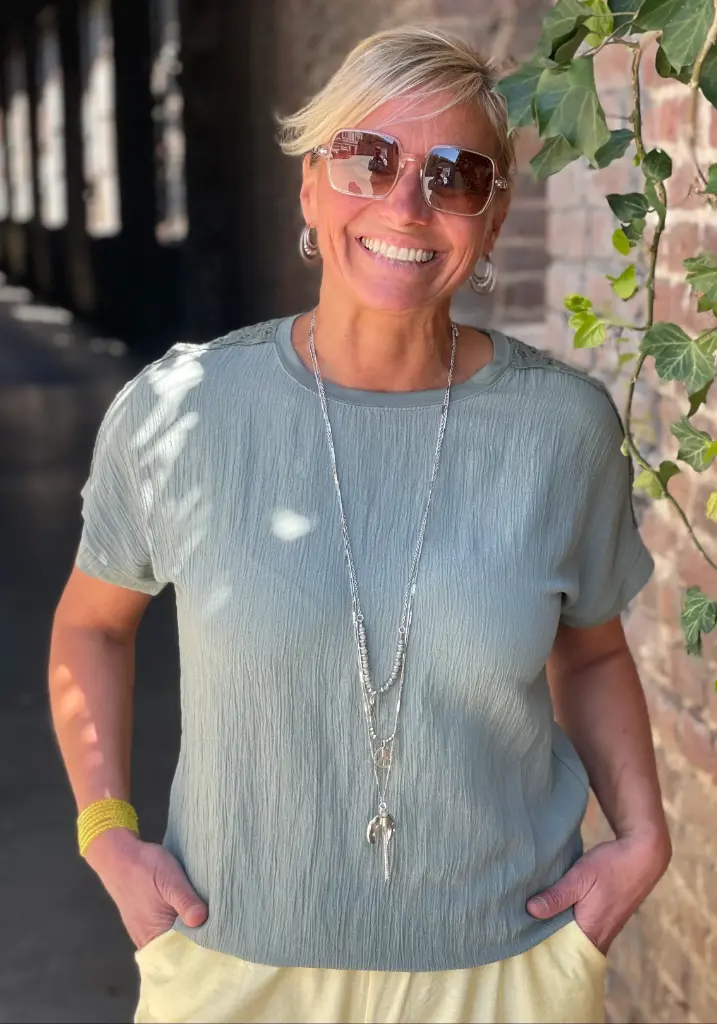 Blouse Crepon dentelle Epaules 