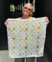 Foulard carré timbres summer