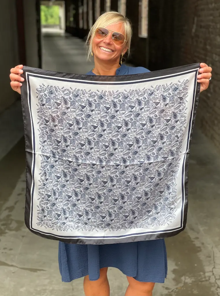 Foulard carré minis cachemires