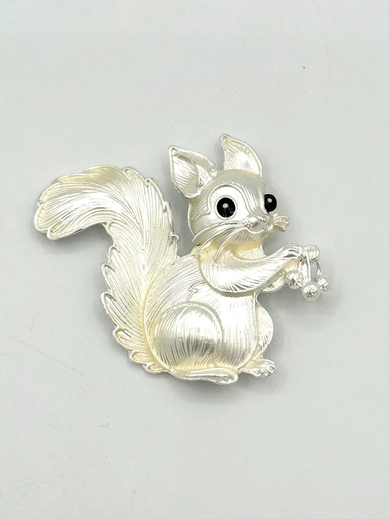 Broche aimant Ecureuil