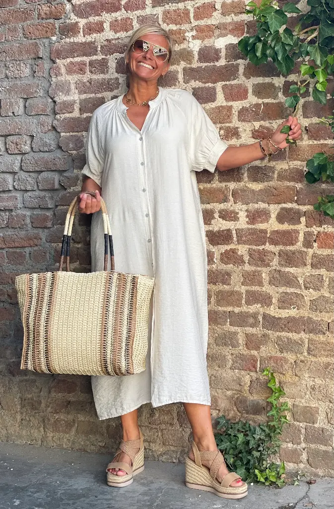 Longue robe chemise col mao