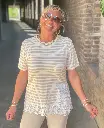 T-shirt marin dentelle