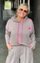 Sweat capuche coutures fluo