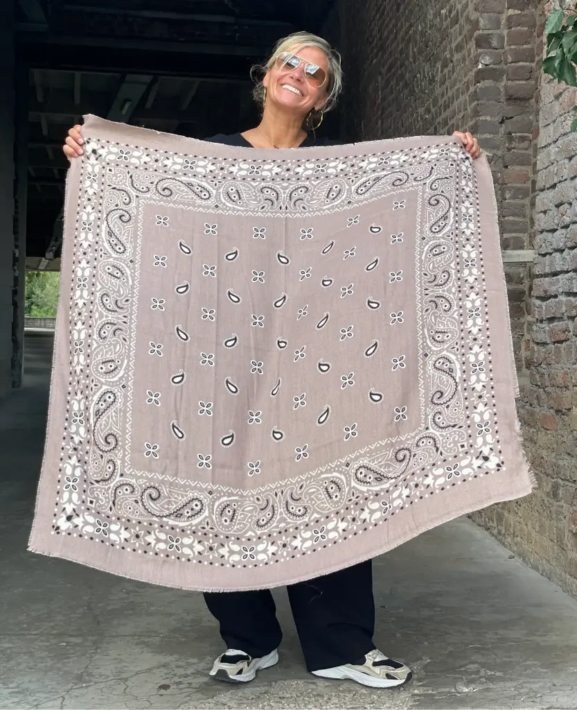 Foulard carré Bandana Fleurs