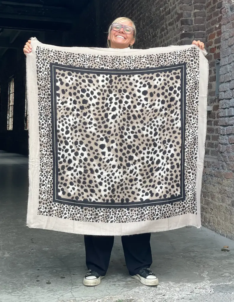 Foulard carré Taches