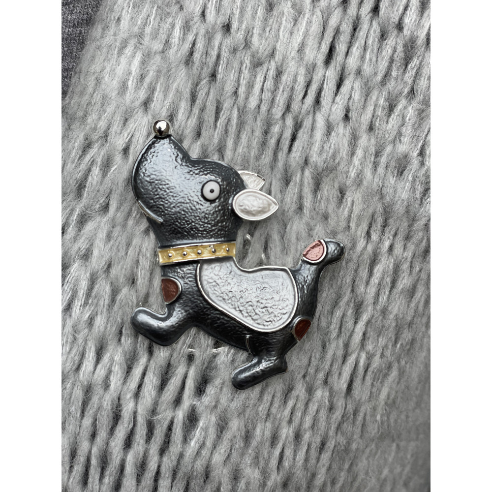 Broche aimant chien