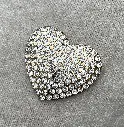 Broche aimant coeur strass