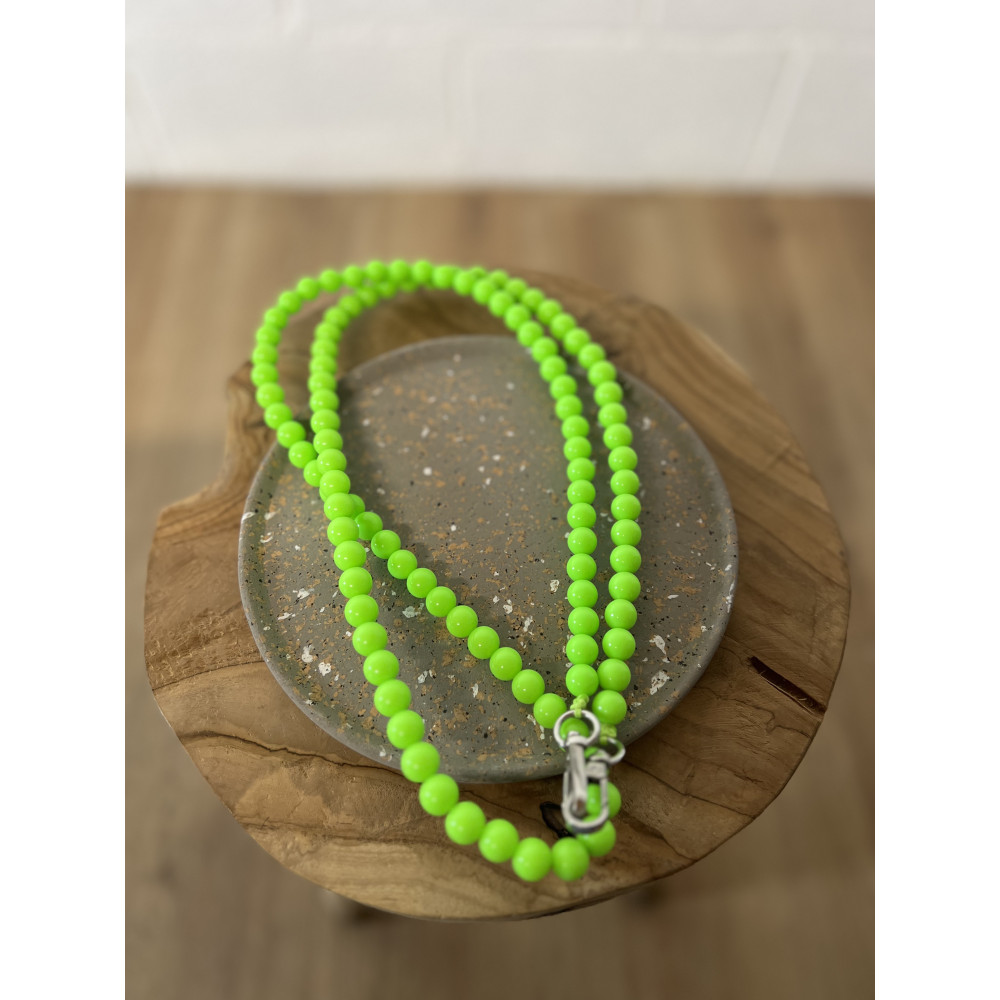 Collier téléphone perles brillantes