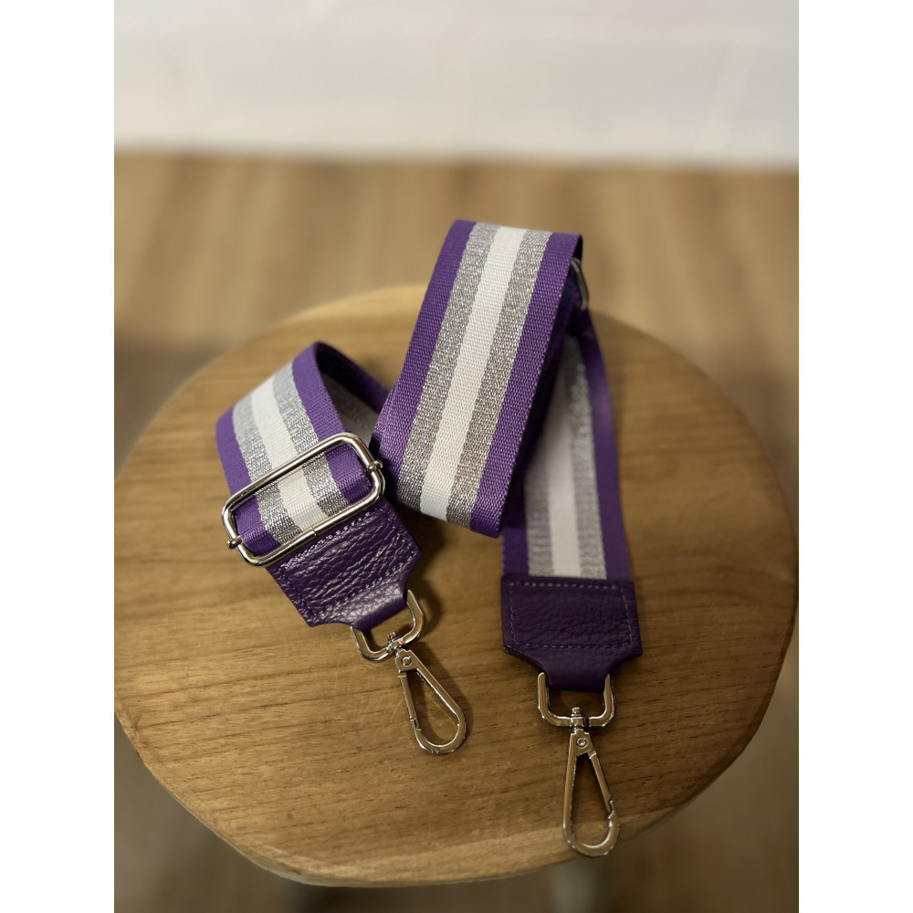 Laniere lignee attaches argentees
