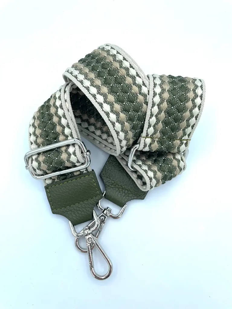 Laniere pointilles attaches argentees