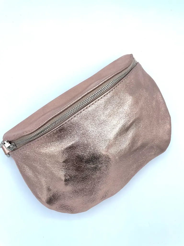 Pochette en cuir brillante grand format