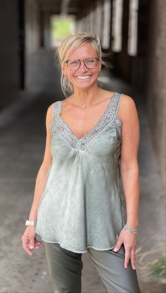 Top dentelle soie delave
