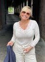 Tshirt V dentelle manches longues