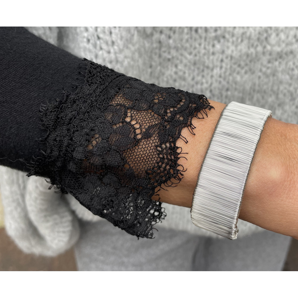 Bracelet manchette large filet