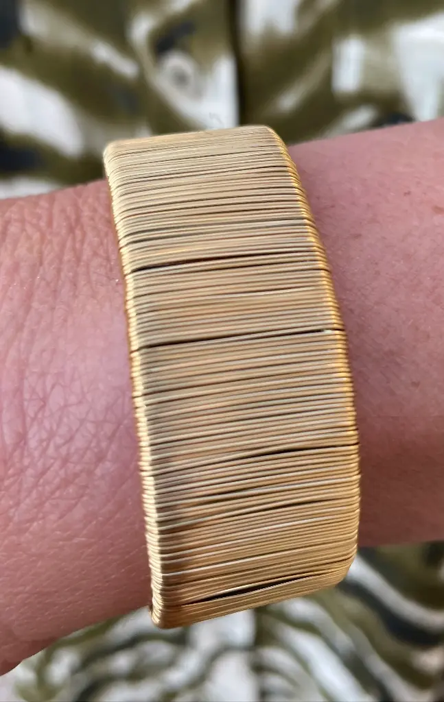 Bracelet manchette large filet