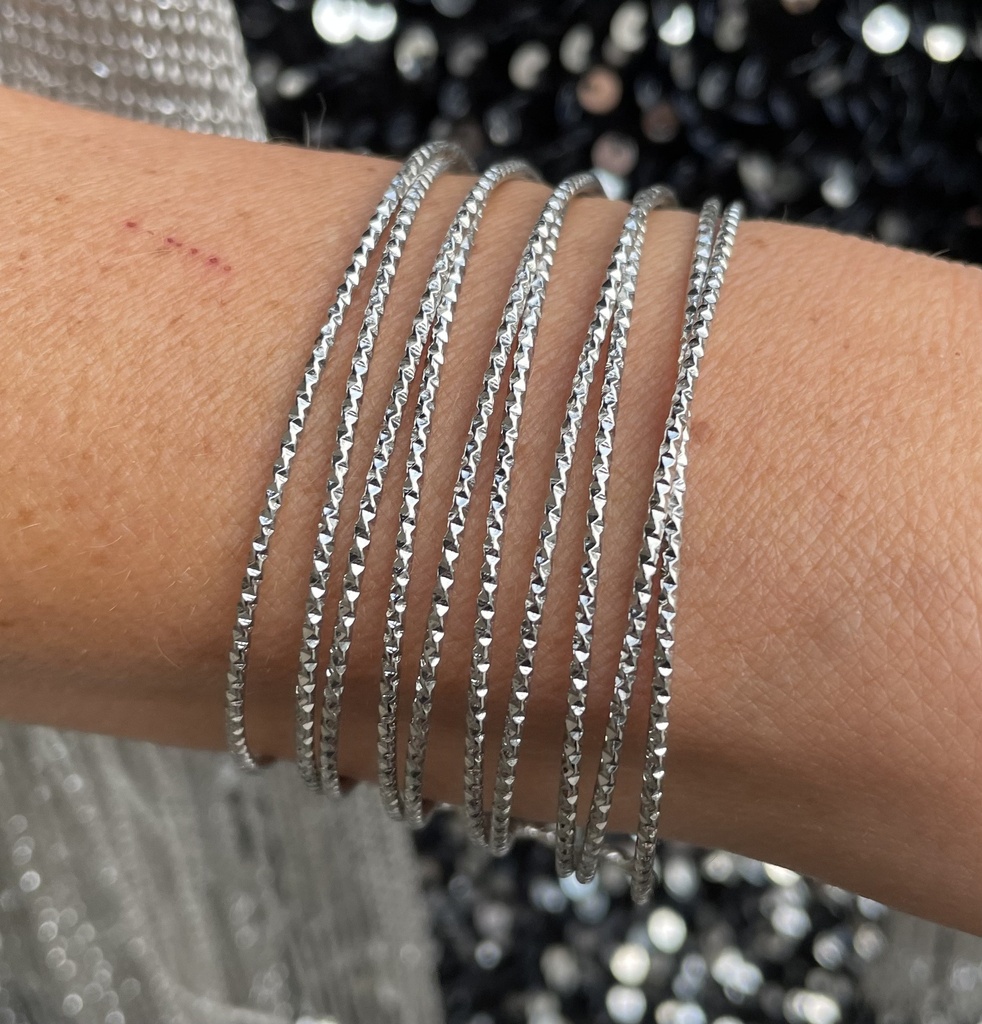 Bracelet manchette ressort