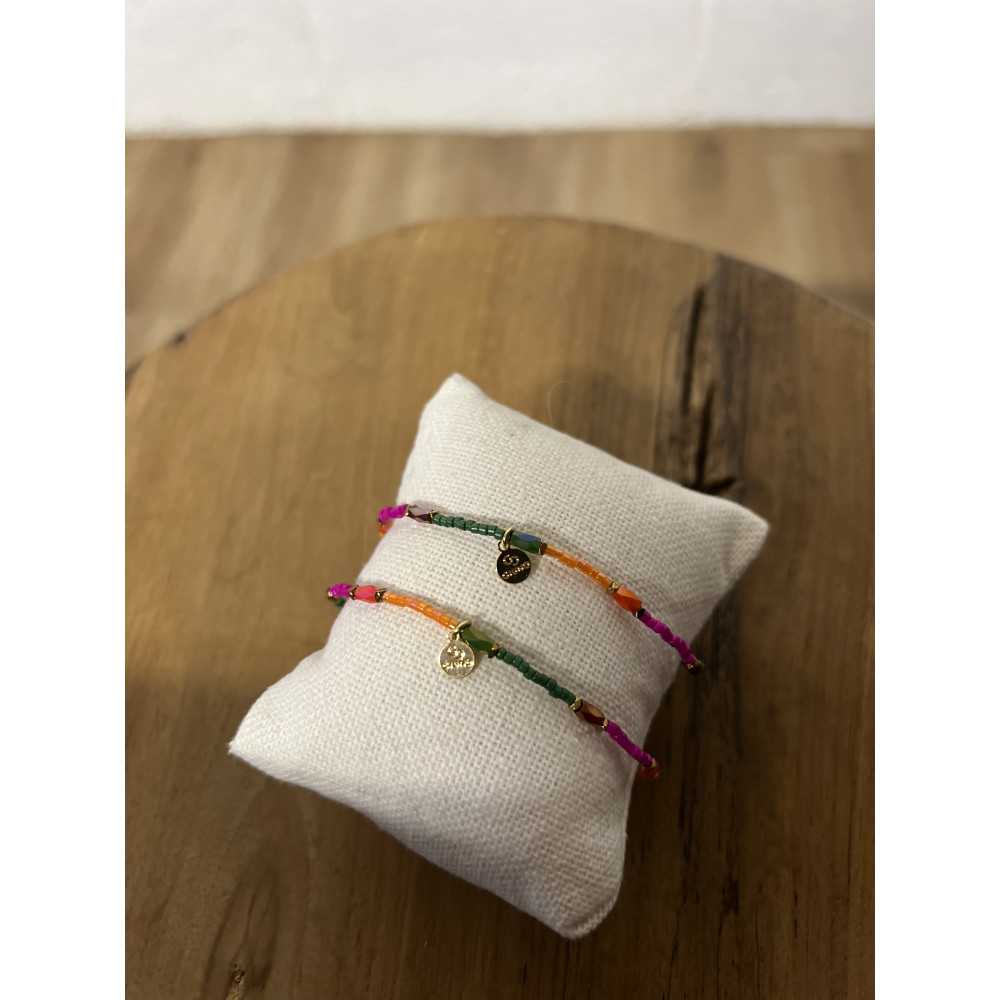 Bracelet differentes perles n1