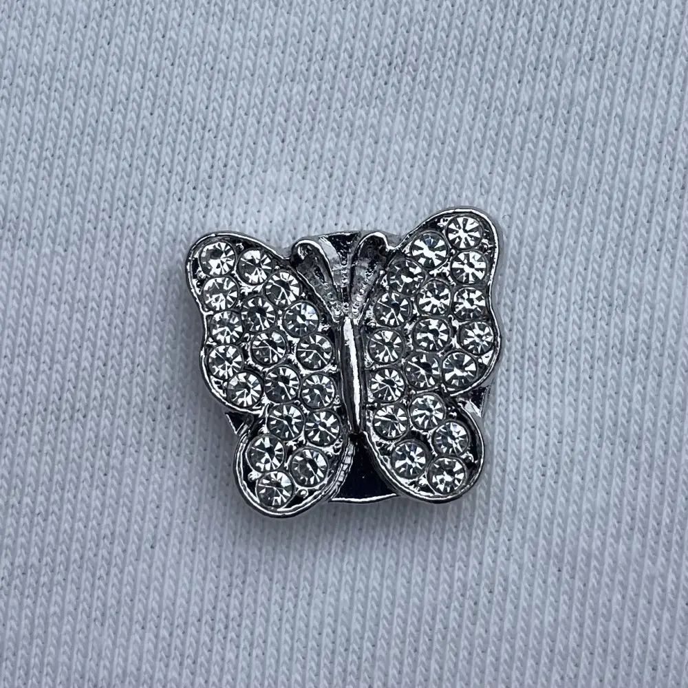 Mini broche aimant Papillon Strass